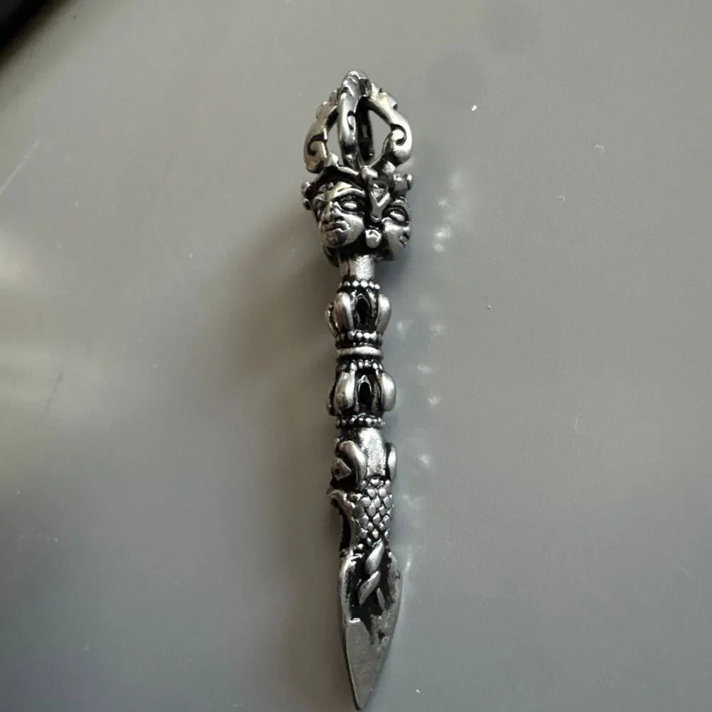 Silver Spark Jewels pendant 24